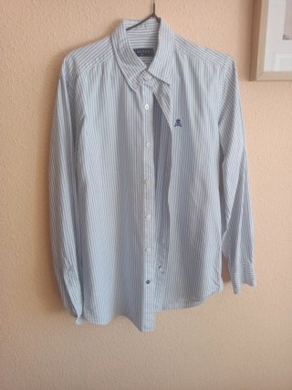 Camisa Scalpers Rayas Azul y Blanco.