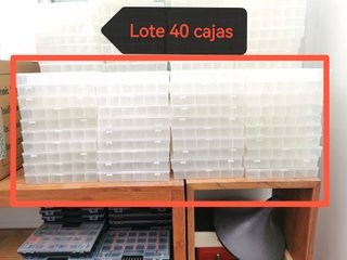 Lote de 40 Cajas de Plástico Organizadoras