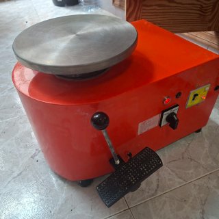 Torno de Cerámica Eléctrico