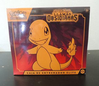 Caja Entrenador Élite Pokémon Llamas Obsidianas