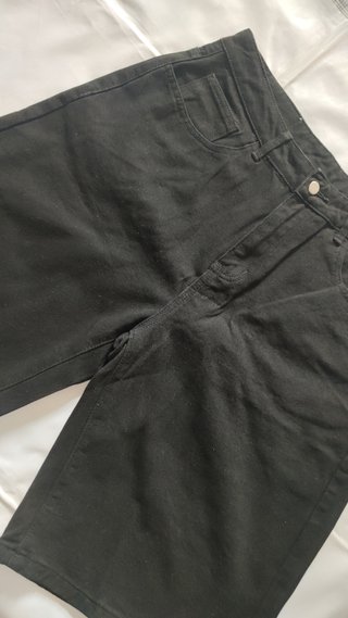 PANTALÓN CORTO SHEIN MANFINITY URBAN CHILL TALLA L