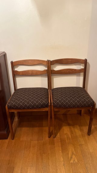 2 Sillas Madera Maciza Tapizadas Vintage