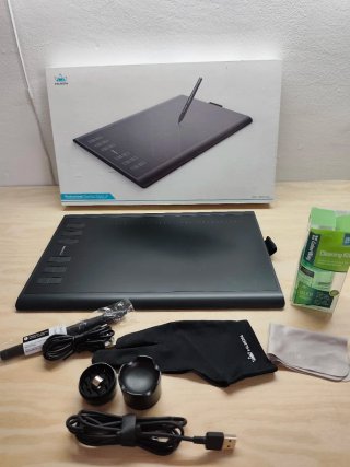 Tableta Gráfica Huion 1060 Plus