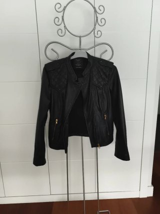 Chaqueta de cuero Zara negra