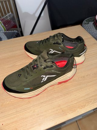 Zapatillas Tenth Talla 44 Verde/Rojo