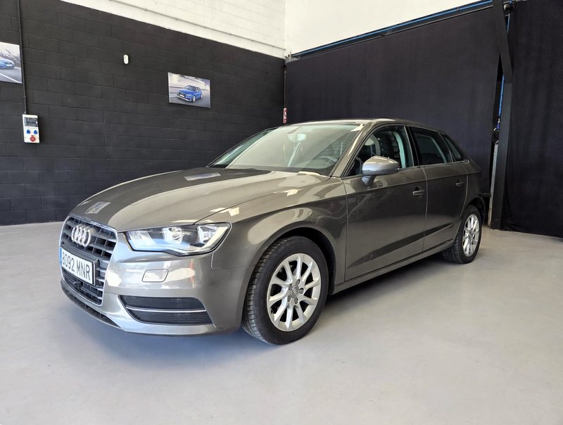 Audi A3 Sportback 1.6 TDI Ambition / Ambiente 2013