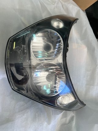 Fanale anteriore per Piaggio Beverly RST