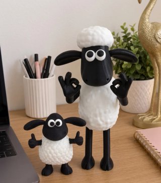 Estatuetas Ovelha Choné e Timmy