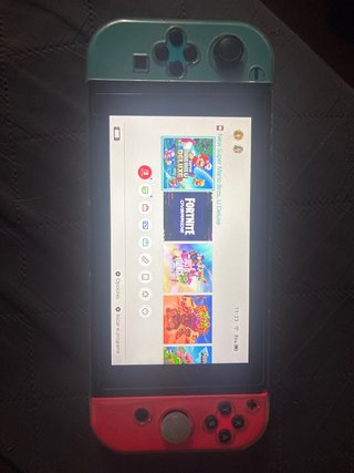 Nintendo Switch Azul y Roja