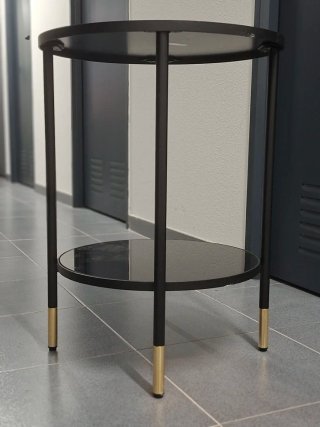 Mesa auxiliar IKEA ÄSPERÖD Negra/Dorada