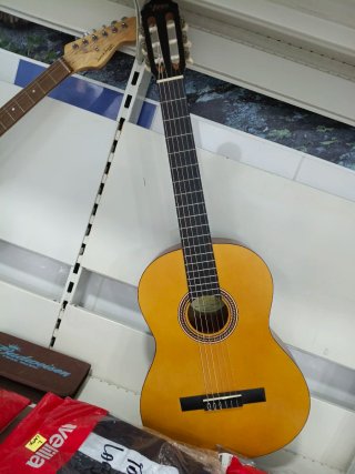 Guitarra Clásica Color Natural