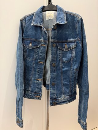 Chaqueta vaquera Bershka Talla XS