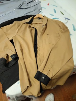 Camisa marrón sin estrenar