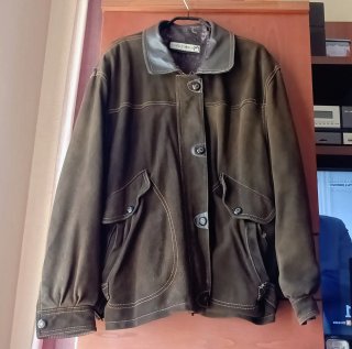 Cazadora Vintage de Ante Verde