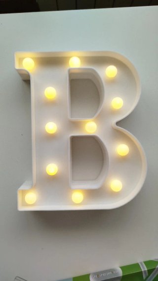 Letra B Decorativa con Luces LED