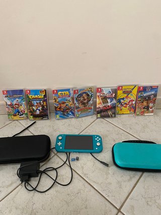 Nintendo Switch Lite Blu con 7 Giochi