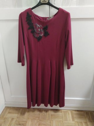 Vestido de Punto Burdeos Entallado Talla 44