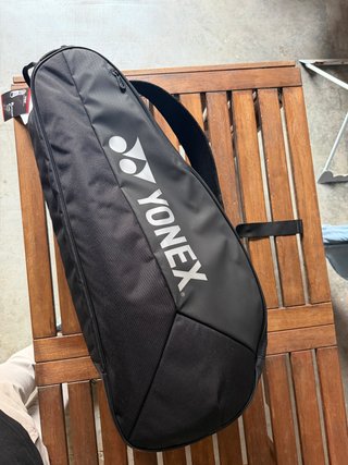 Raquetero Yonex para 9 Raquetas