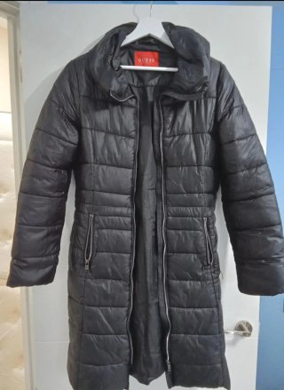 Chaqueta Acolchada Guess Negra