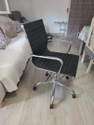 Silla de escritorio negra