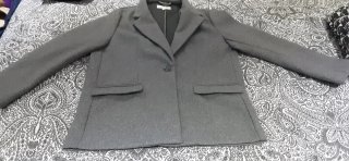 Abrigo corto Zara gris