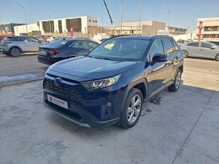 TOYOTA Rav4 2.5l 220H Advance