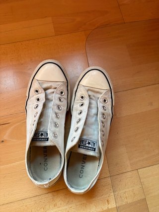Converse Blancas sin cordones