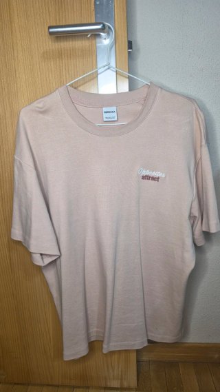 Camiseta Bershka rosa S