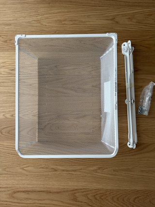 Cestello IKEA KOMPLEMENT bianco per armadio PAX –