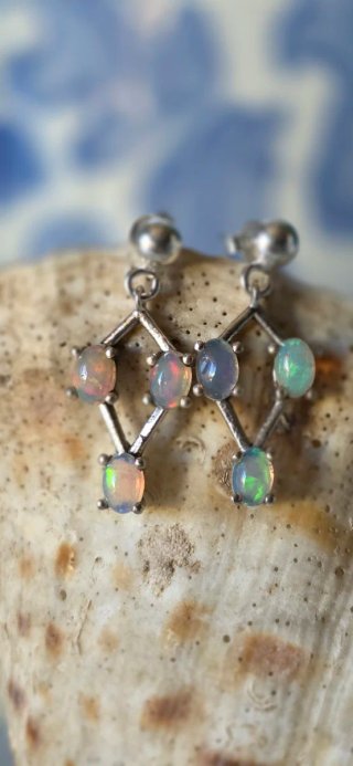 Pendientes de plata y opalos