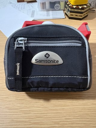 Funda Samsonite para cámara compacta