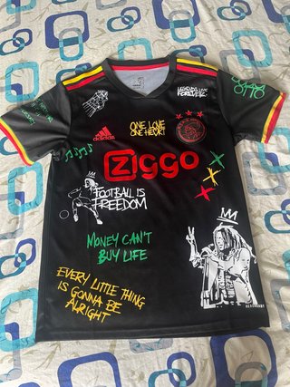 Camiseta Ajax Negra Talla M