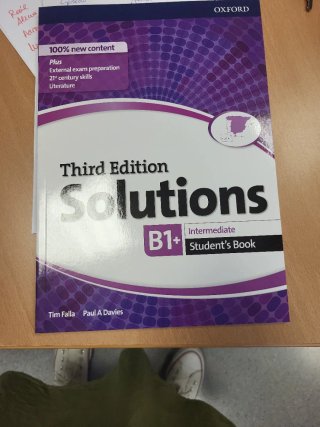 Solutions B1+ Intermediate Student?s Book