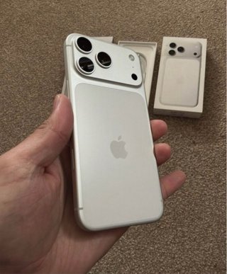 iPhone 17 Pro Max Plata Como Nuevo