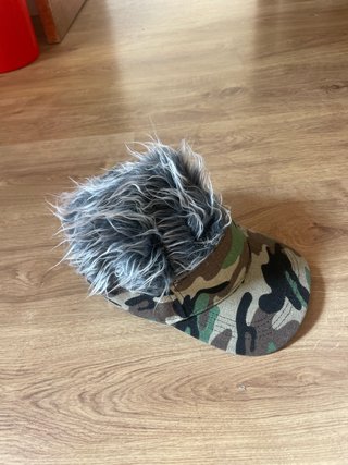 Gorra con Pelo Camuflaje