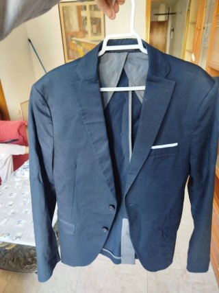 Americana de hombre azul