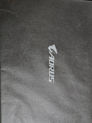 Ordenador portátil Aorus