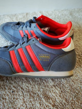 Zapatillas Adidas Dragon Gris y Rojo
