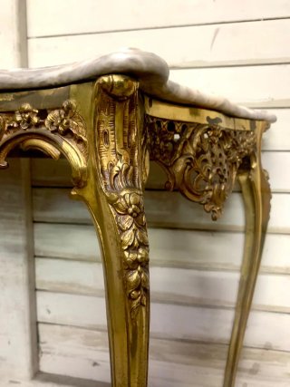 Mesa de entrada metal y mármol antigua