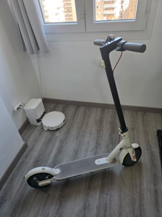 Patinete Eléctrico Xiaomi M365 Blanco