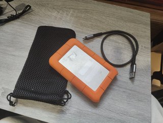 Disco Duro LaCie 2TB 2.5 pulgadas