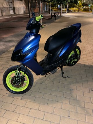 Yamaha Jog RR Scooter Azul y Verde