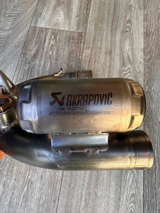 Línea de escape Akrapovic Titanio