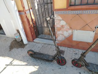 Patinete Eléctrico Negro no tienen cargador