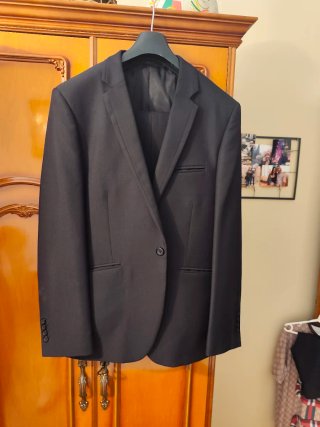 Traje de hombre negro (Negociable)