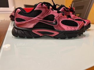 Zapatillas Nike V5 RNR Negras y Rosas