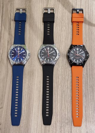 Set di 3 orologi sportivi