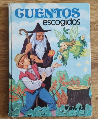 Libro antiguo Vol. VIII cuentos Escogidos