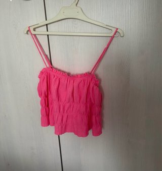 Top rosa tirantes volantes