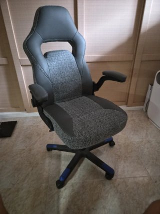 Silla Gaming Negra y Gris.